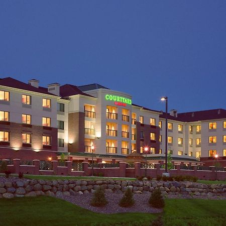 Courtyard By Marriott Madison East Exterior foto
